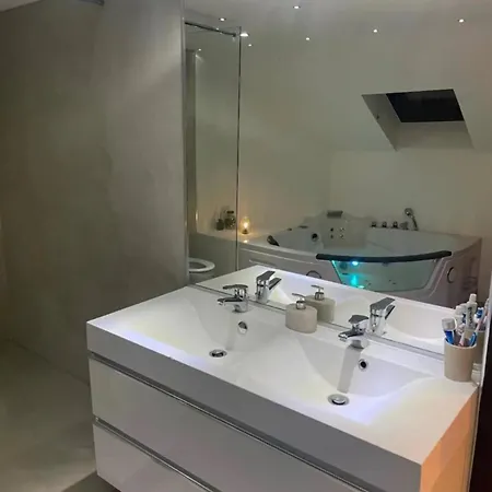 Grand Confort Spacious Appart Station 6pers *